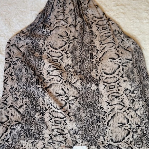 Free People Black and White Knit Scarf - Picture 3 of 10